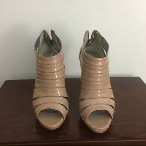 Guess Neutral Pink Heels Open Toe Silver Hardware Size 7